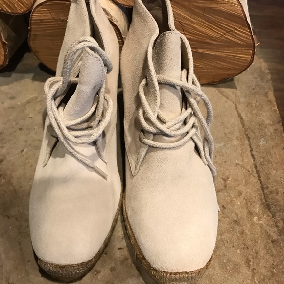 Booties - Picture 2 of 7